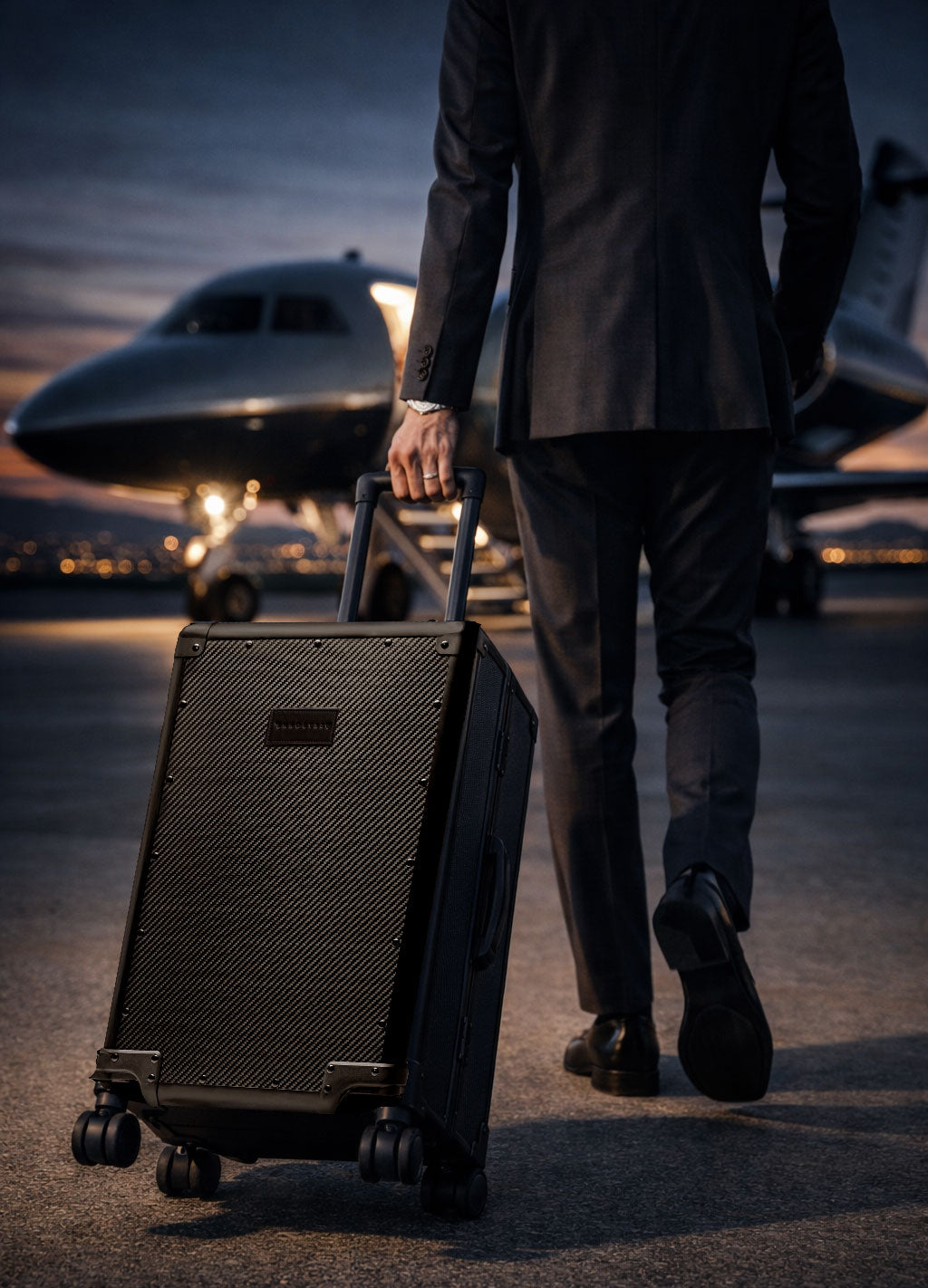 B-2 Carbon Trunk™— Grand 28"