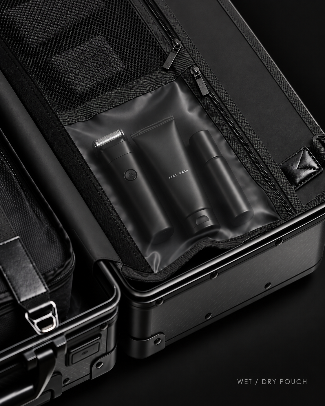 B—2 Blackwing™ Trunk — Cabin PLUS 22″