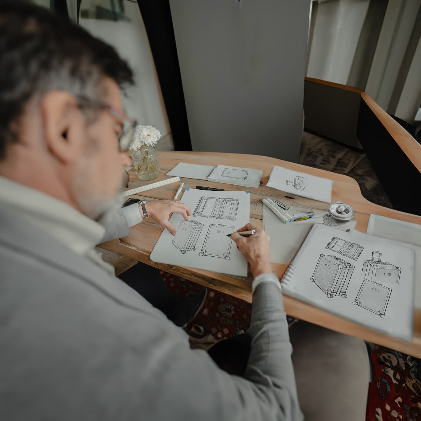 B-2 Carbon Trunk™ Cabin 20"