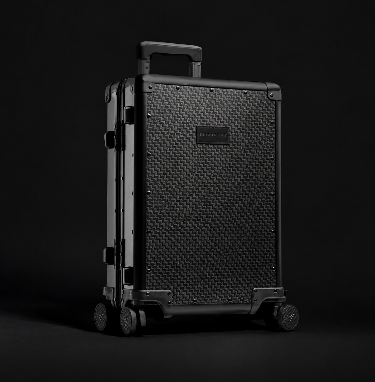 B—2 Blackwing™ Trunk — Cabin PLUS 22″