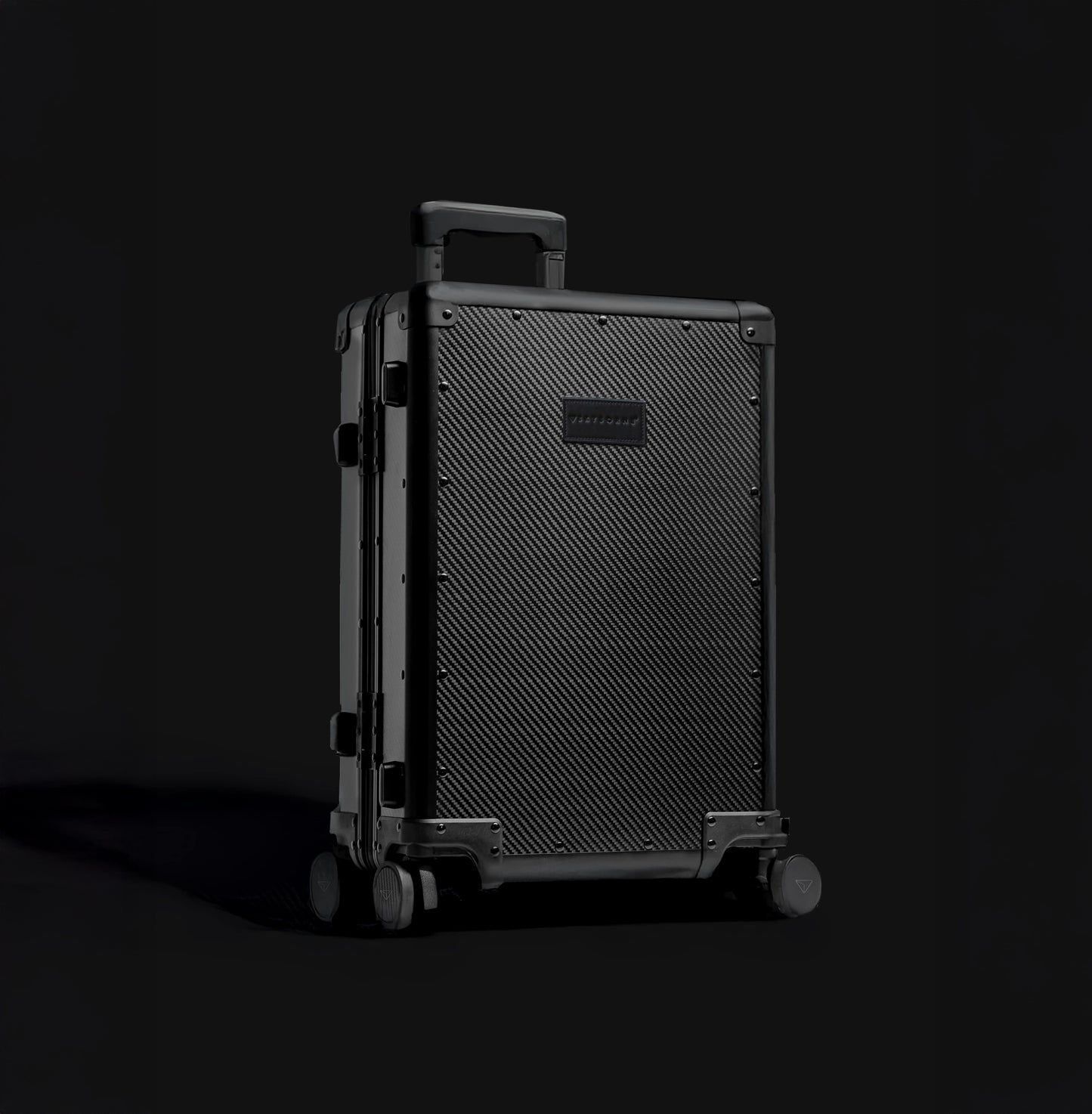 B-2 Carbon Trunk™ Cabin 20"