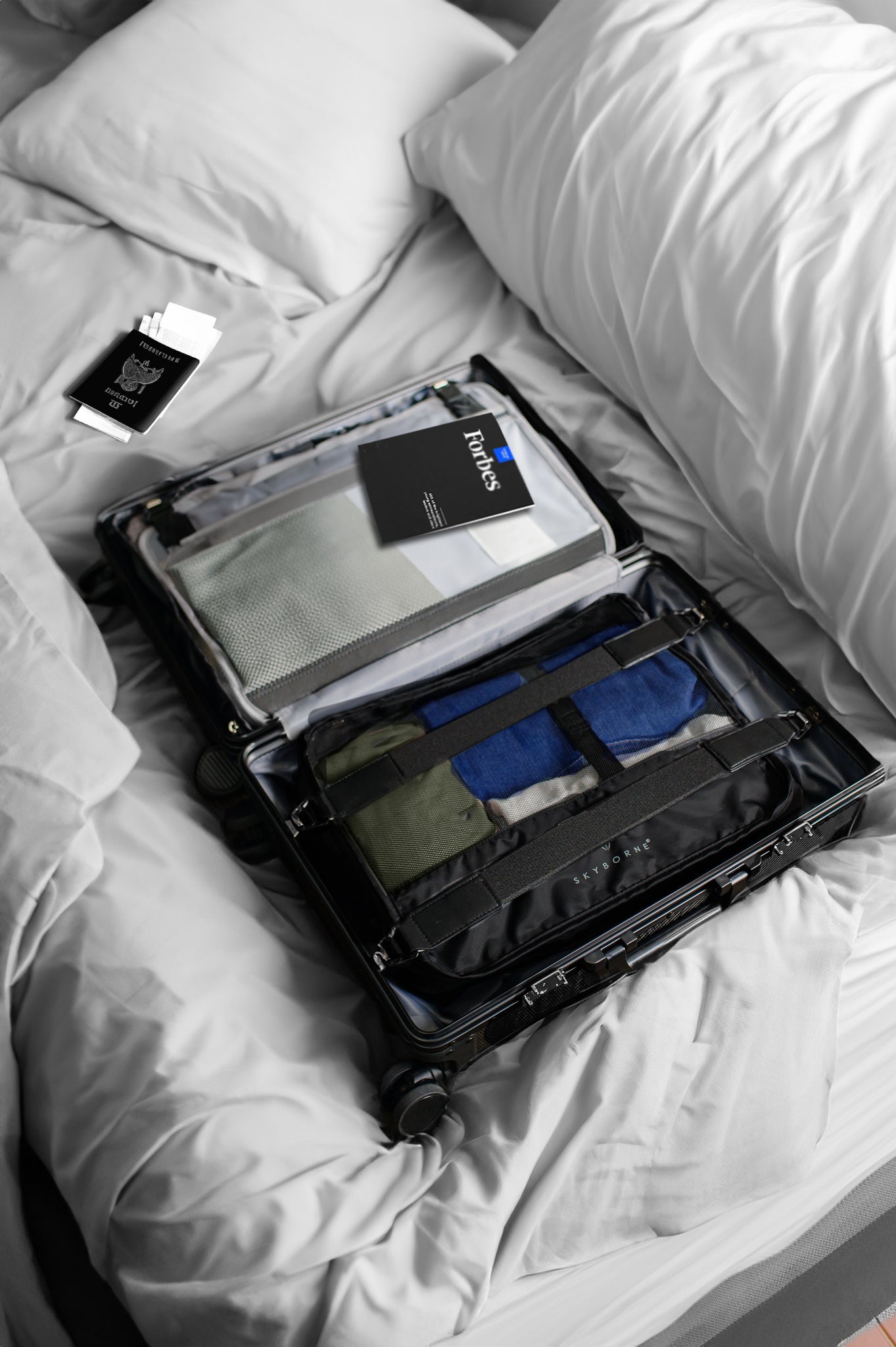 B-2 Carbon Trunk™ Cabin 20