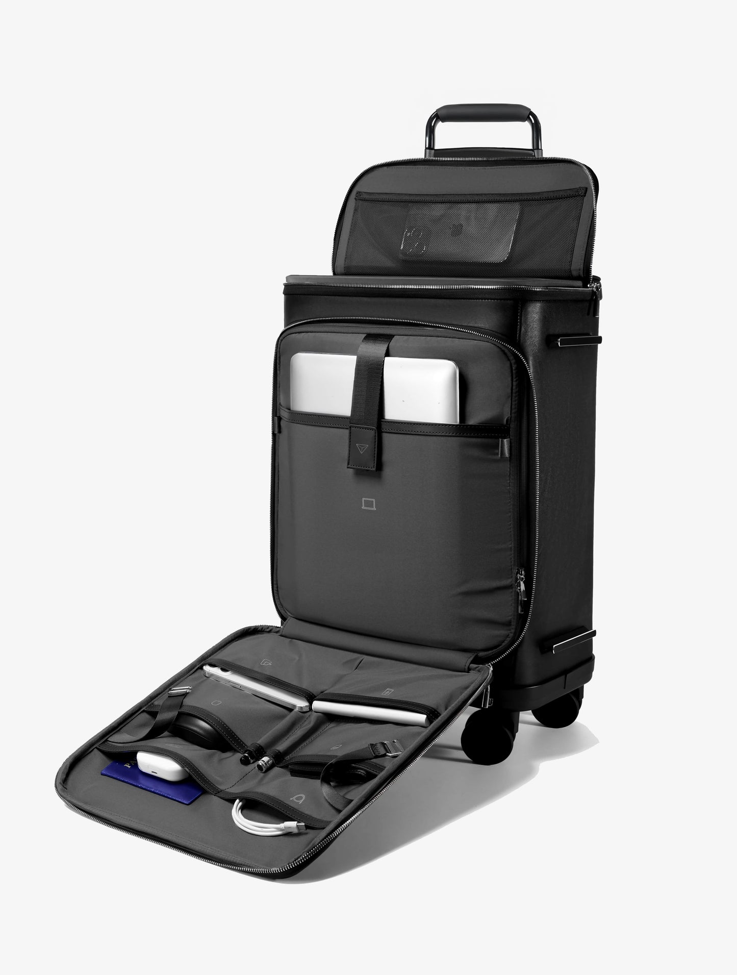 Navigator™ 20" Carry-On Roller