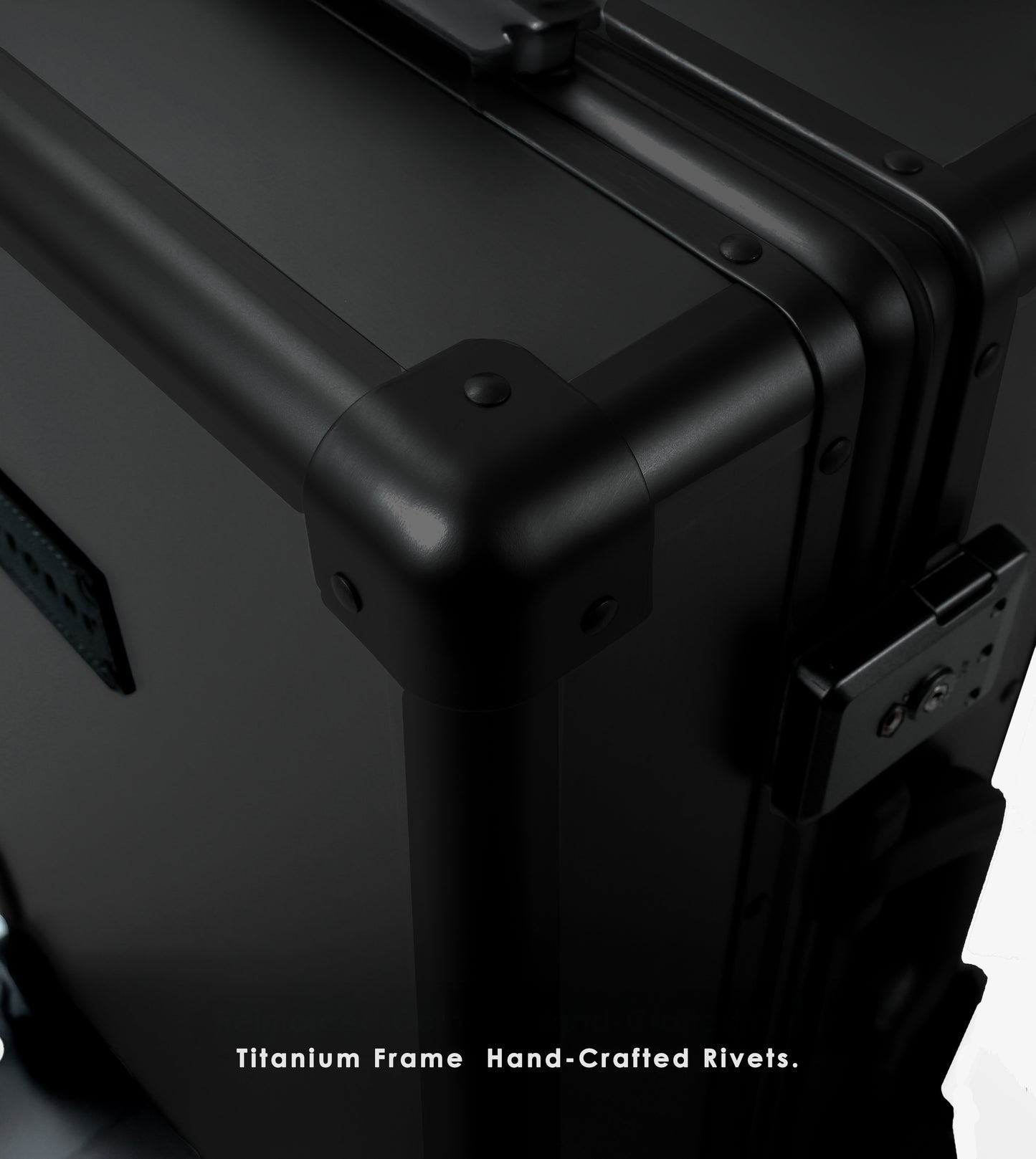 B-2 Titanium Trunk™