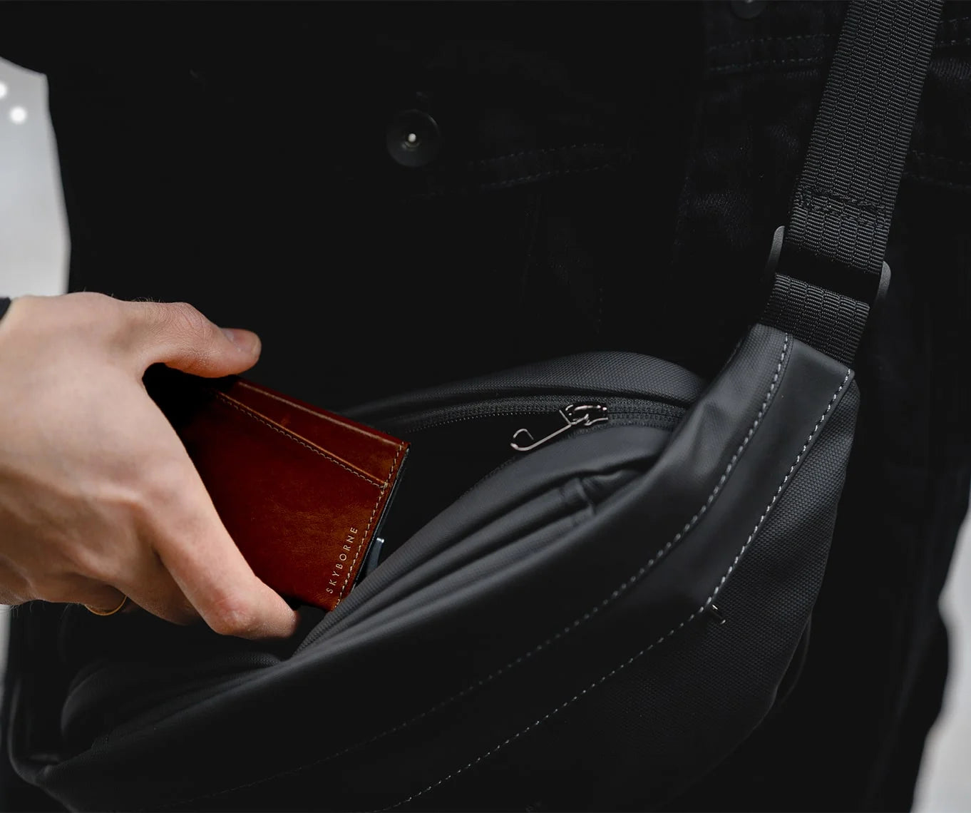 Shop Slinger® Bag - Innovative Anti-Theft Features & Smart Slots